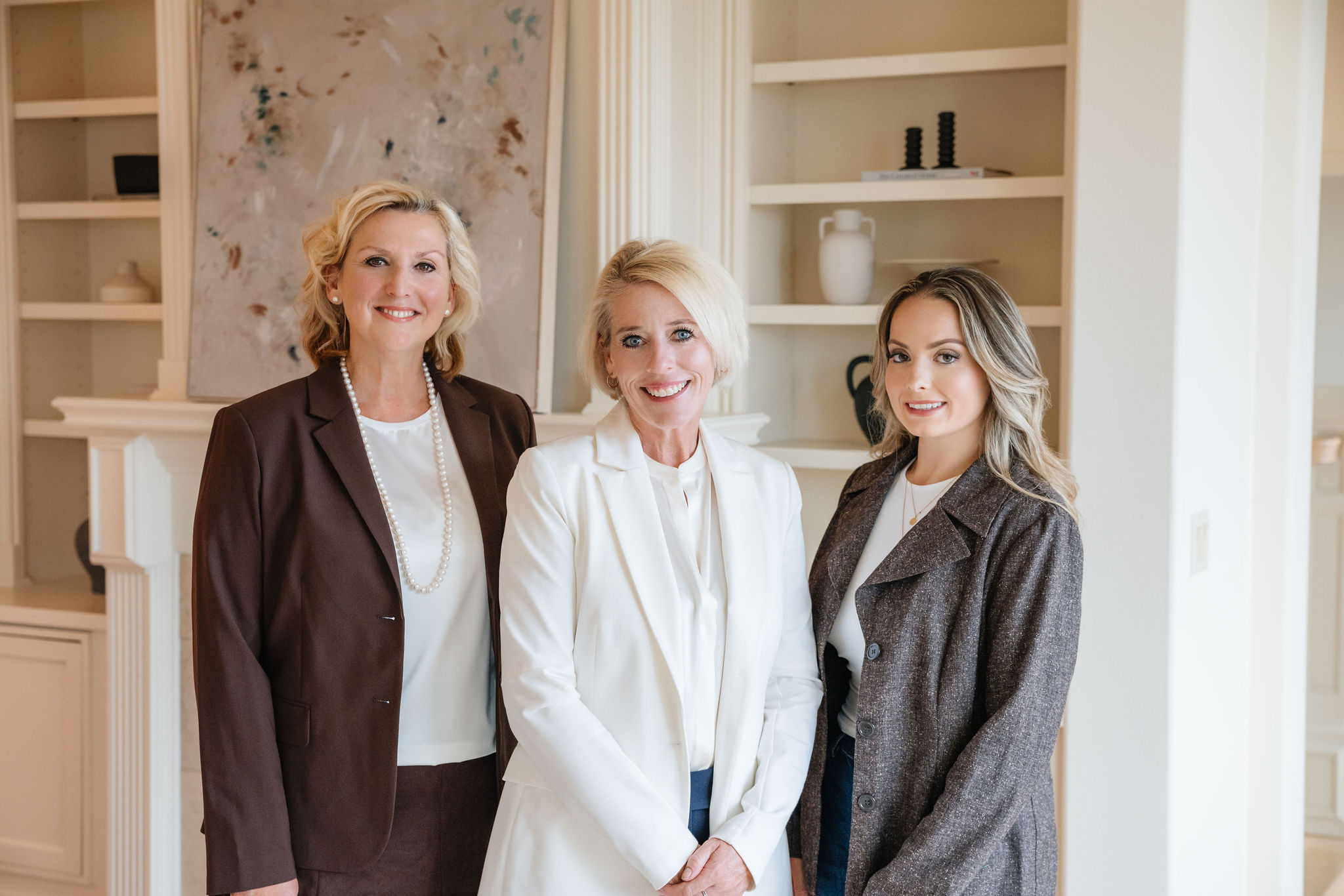 From left to right: Véronique Hval, Angie Hall, Anais Hval
